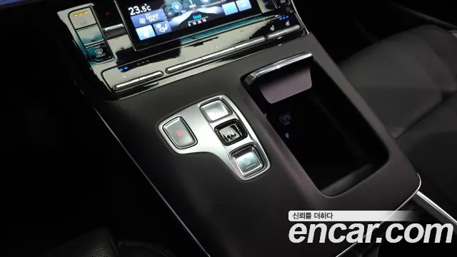 Hyundai Grandeur Grandeur (New) Hybrid — Фото автомобиля 11