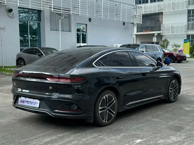 BYD Han — Фото автомобиля 6