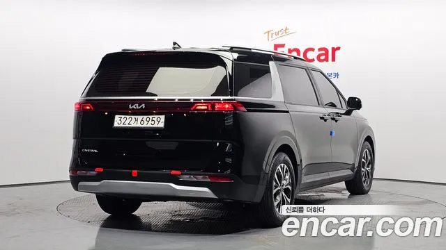 Kia Canival Carnival 4 поколение Бензин 9 мест Prestige — Фото автомобиля 2