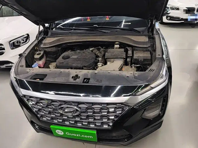 Hyundai Santa Fe — Фото автомобиля 19