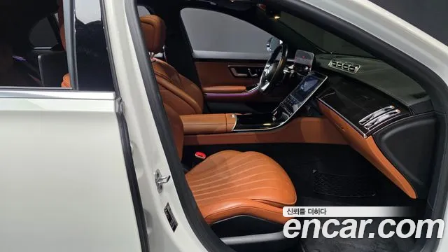 Mercedes-Benz S-Class W223 — Фото автомобиля 11