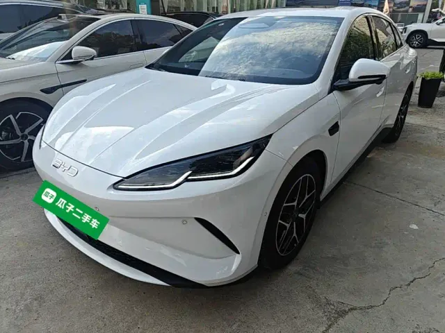 Фотография автомобиля — BYD Seal 06