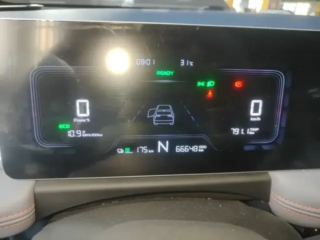 Geely Geometry E Firefly — Фото автомобиля 5