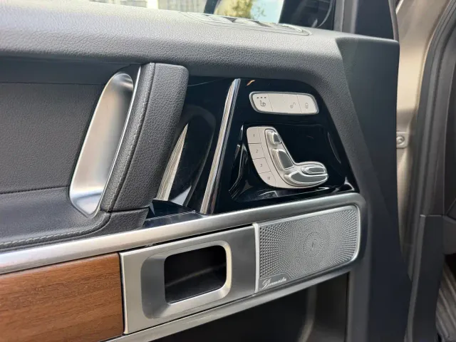 Mercedes-Benz G-Class — Фото автомобиля 11