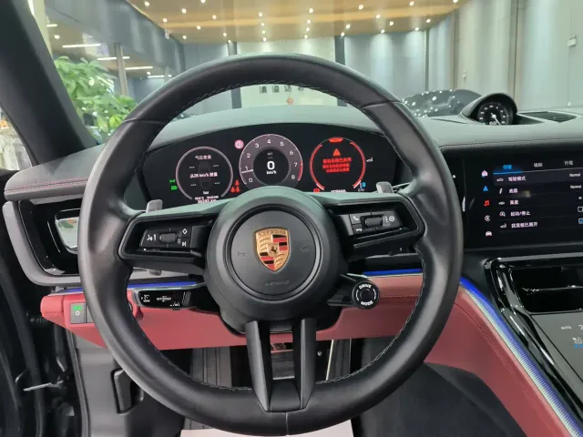 Porsche Panamera — Фото автомобиля 5