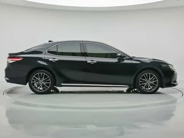 Toyota Camry — Фото автомобиля 17