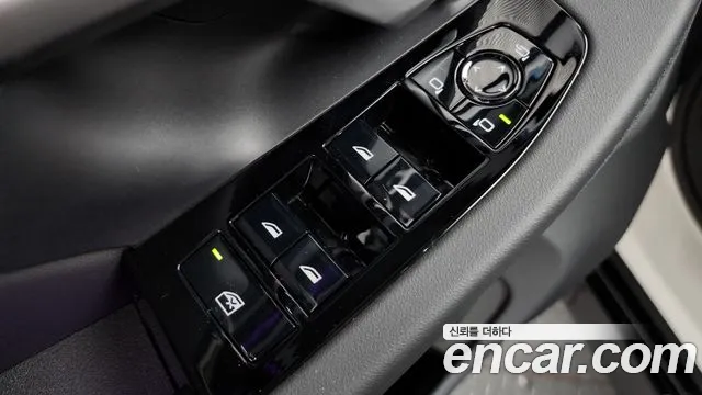 BMW 5-Series — Фото автомобиля 21