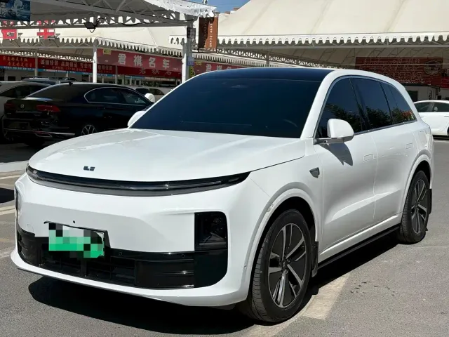Li Auto L6 — Фото автомобиля 3
