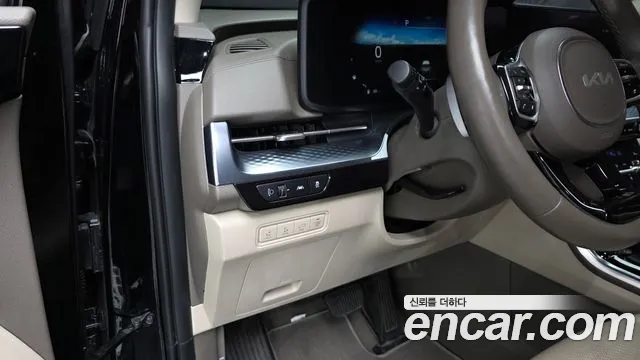 Kia Canival Carnival 4 поколение Бензин 4 места Hi-Limousine — Фото автомобиля 13