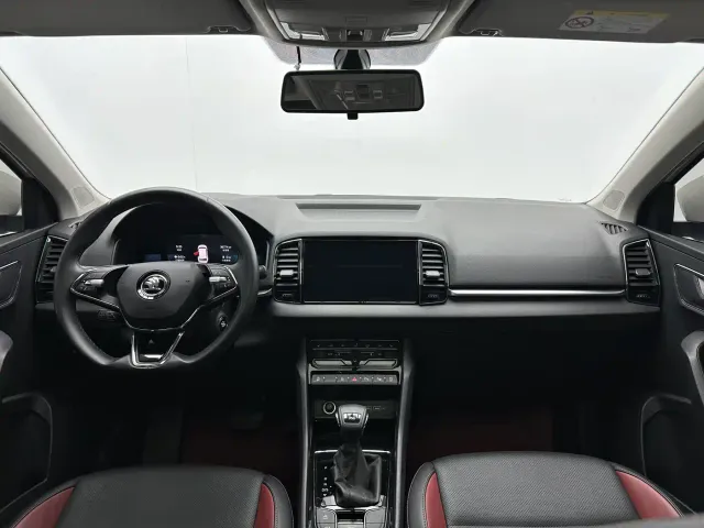 Skoda Karoq — Фото автомобиля 7