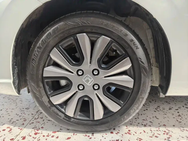 Honda Fit — Фото автомобиля 18