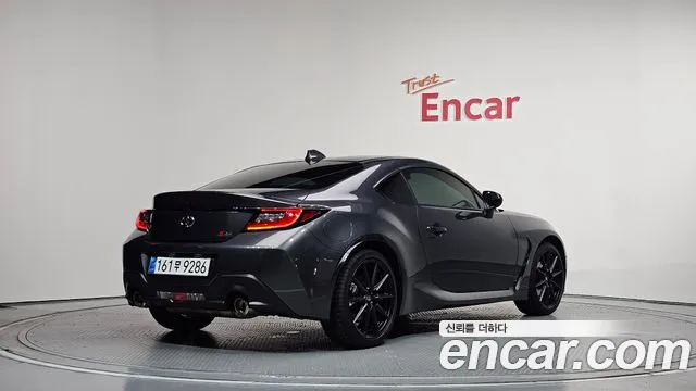 Toyota 86 — Фото автомобиля 2