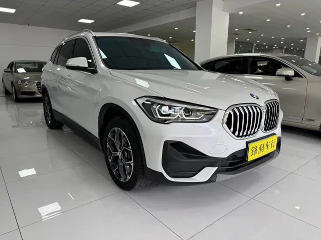 BMW X1 — Фото автомобиля 3