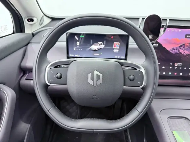 Leapmotor C16 — Фото автомобиля 5