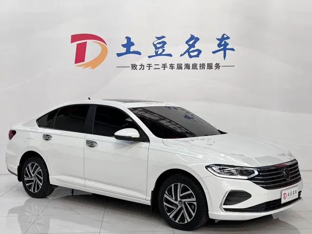 Volkswagen Lavida — Фото автомобиля 3