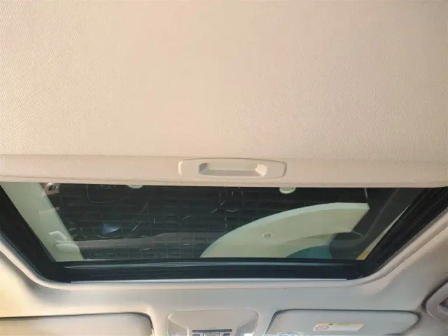 Toyota RAV4 — Фото автомобиля 16