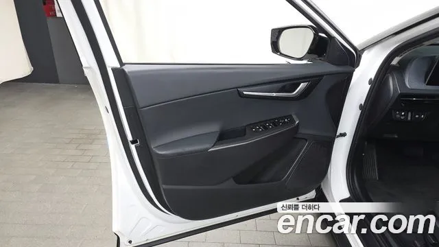 Kia EV6 — Фото автомобиля 22