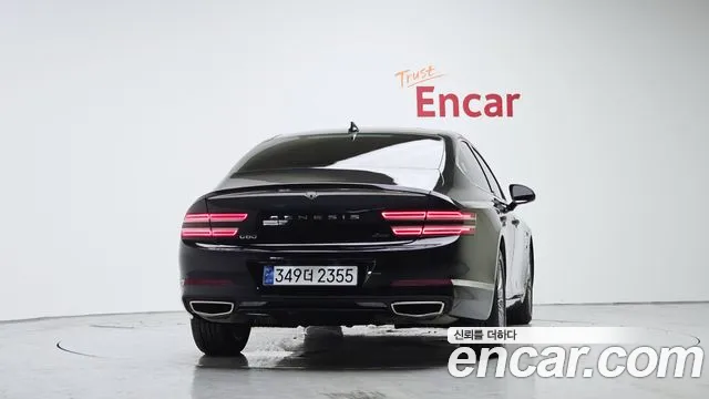 Genesis G80 Бензин 2.5 турбо AWD — Фото автомобиля 4