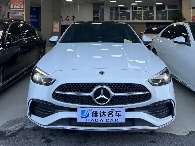 Mercedes-Benz C-Class — Фото автомобиля 2