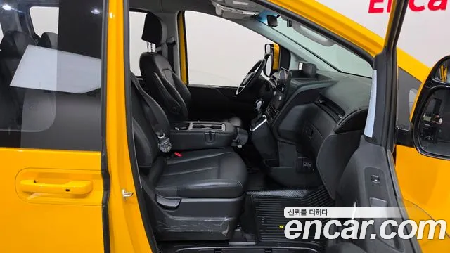 Hyundai Staria — Фото автомобиля 16
