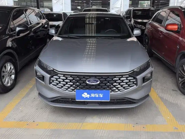 Ford Mondeo — Фото автомобиля 2