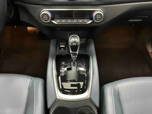 Nissan X-Trail — Фото автомобиля 12