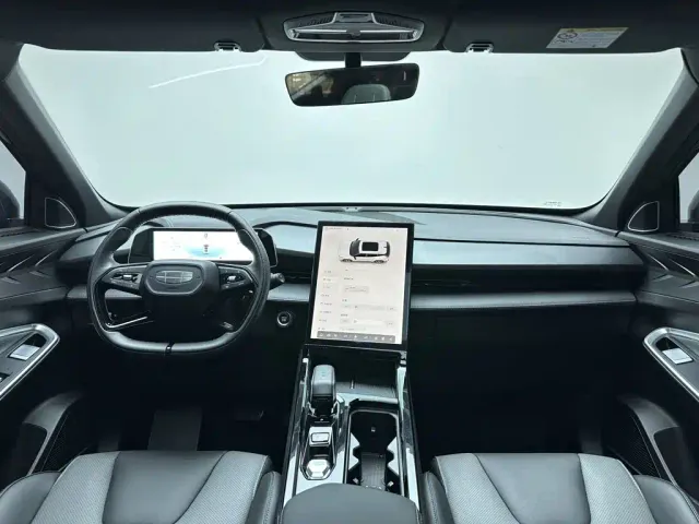 Geely Boyue — Фото автомобиля 17