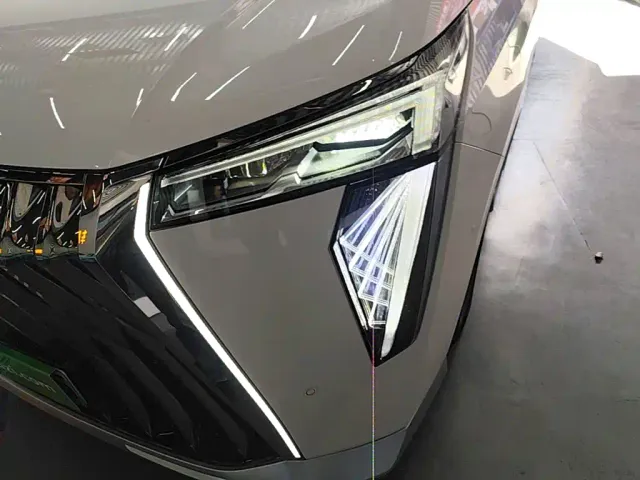 GAC Trumpchi E9 — Фото автомобиля 17