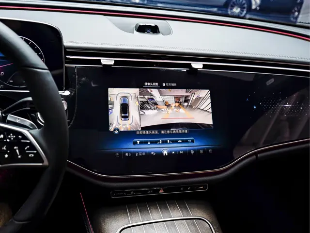 Mercedes-Benz E-Class — Фото автомобиля 13
