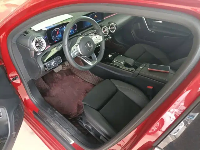 Mercedes-Benz A-Class — Фото автомобиля 15