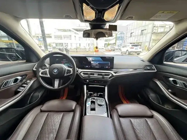 BMW i3 — Фото автомобиля 5