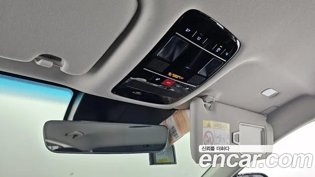 Hyundai Grandeur Grandeur (GN7) 2.5 Бензин 2WD — Фото автомобиля 18