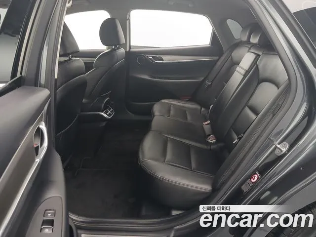 Hyundai Grandeur New — Фото автомобиля 17