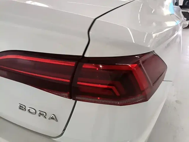 Volkswagen Bora — Фото автомобиля 7