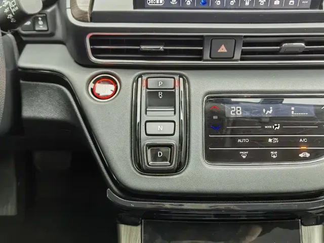 Honda Odyssey — Фото автомобиля 13