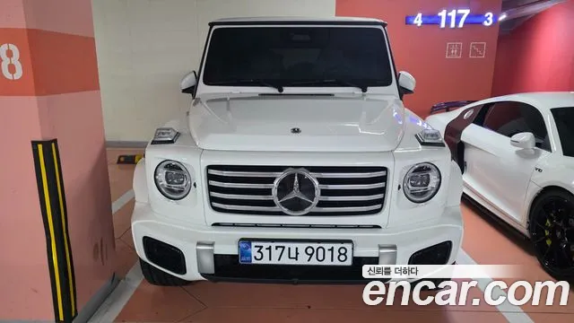 Фотография автомобиля — Mercedes-Benz G-Class W465