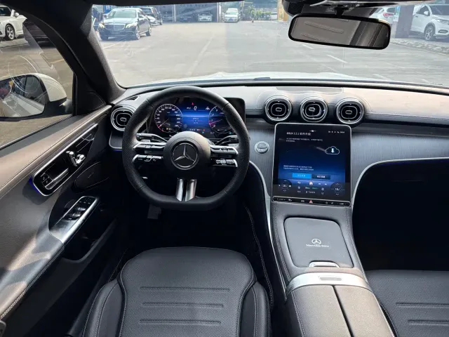 Mercedes-Benz C-Class — Фото автомобиля 4