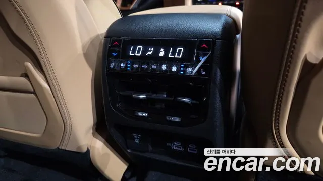 Jeep Cherokee Grand Cherokee(WL) L 3.6 Summit Reserve — Фото автомобиля 17