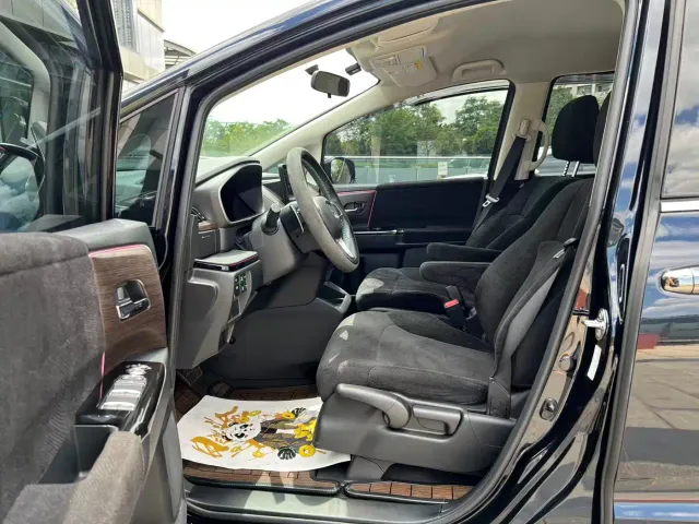Honda Odyssey — Фото автомобиля 9