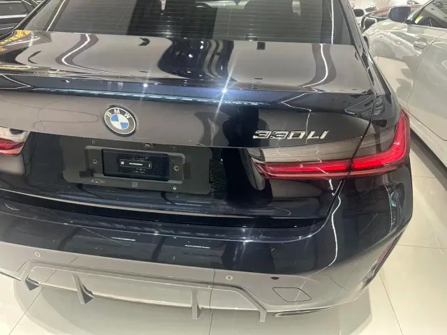 BMW 3 Series — Фото автомобиля 13