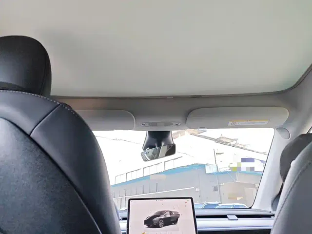 Tesla Model Y — Фото автомобиля 19