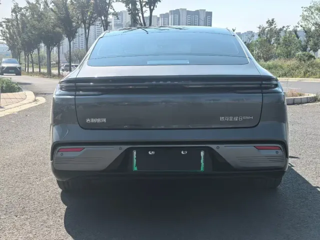Geely Galaxy Xingyao 8 — Фото автомобиля 8