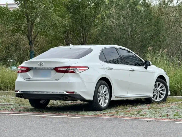 Toyota Camry — Фото автомобиля 18