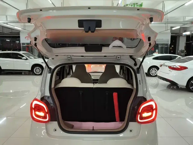Wuling Hongguang Mini EV — Фото автомобиля 18