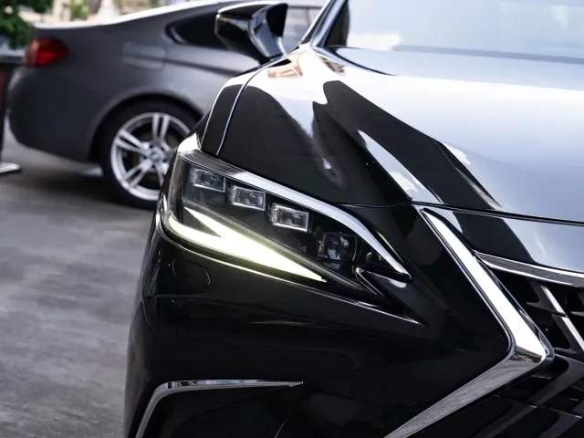 Lexus ES — Фото автомобиля 6