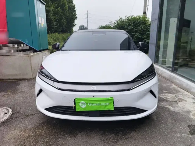BYD Qin L — Фото автомобиля 2