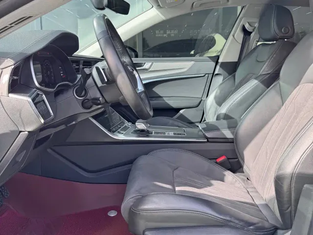 Audi A7L — Фото автомобиля 9
