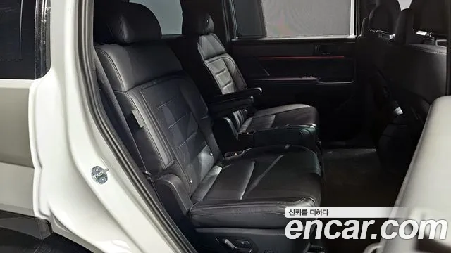 Hyundai Santafe — Фото автомобиля 12