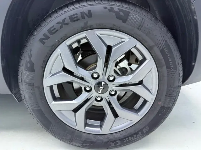 Kia Seltos — Фото автомобиля 21