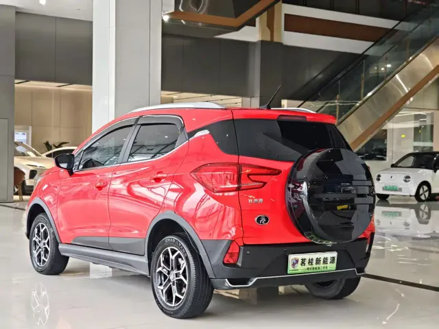 BYD Yuan Pro — Фото автомобиля 8